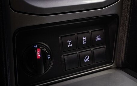 Toyota Land Cruiser Prado 150 рестайлинг 2, 2017 год, 4 329 000 рублей, 15 фотография