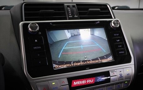 Toyota Land Cruiser Prado 150 рестайлинг 2, 2017 год, 4 329 000 рублей, 14 фотография
