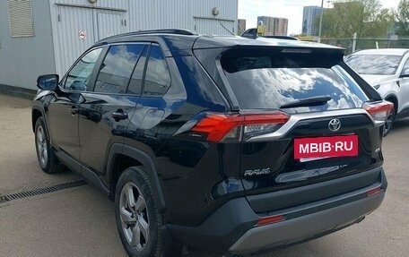Toyota RAV4, 2021 год, 3 197 000 рублей, 3 фотография