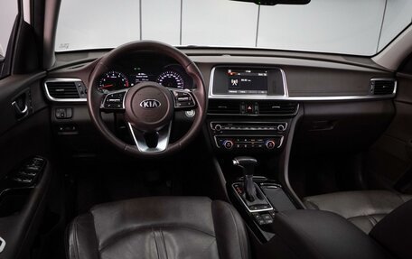KIA Optima IV, 2019 год, 2 200 000 рублей, 6 фотография