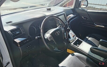 Toyota Alphard III, 2012 год, 3 050 000 рублей, 1 фотография