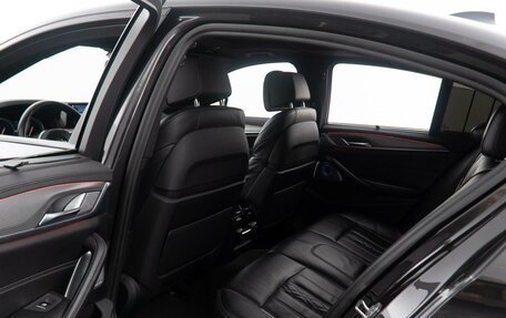 BMW 5 серия, 2018 год, 5 298 000 рублей, 11 фотография