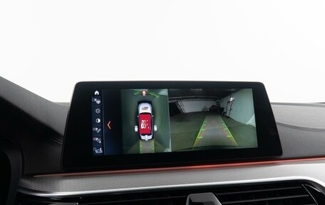 BMW 5 серия, 2018 год, 5 298 000 рублей, 17 фотография