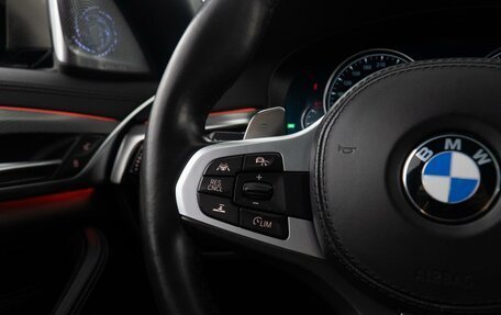 BMW 5 серия, 2018 год, 5 298 000 рублей, 20 фотография