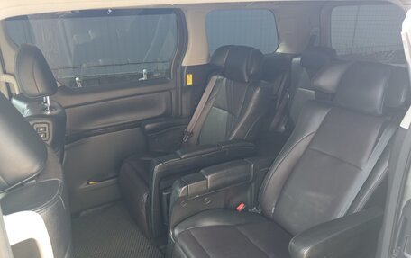Toyota Alphard III, 2012 год, 3 050 000 рублей, 2 фотография