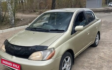 Toyota Platz, 2000 год, 420 000 рублей, 1 фотография