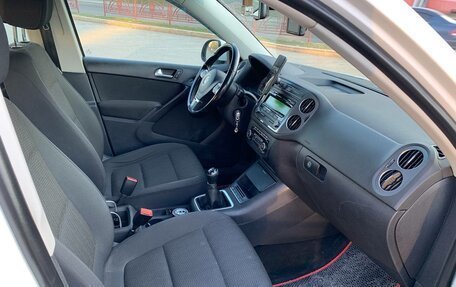 Volkswagen Tiguan I, 2012 год, 1 140 000 рублей, 13 фотография