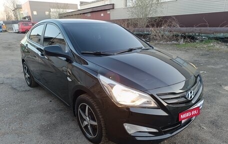 Hyundai Solaris II рестайлинг, 2016 год, 650 000 рублей, 2 фотография