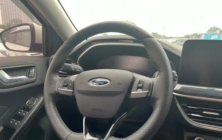 Ford Focus IV, 2021 год, 1 500 000 рублей, 9 фотография