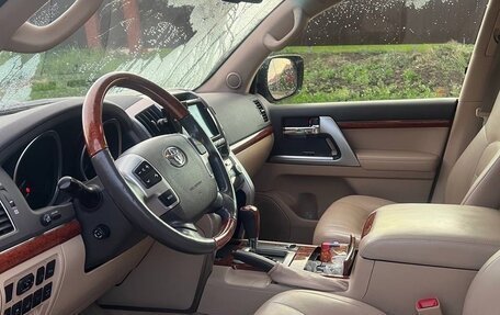 Toyota Land Cruiser 200, 2012 год, 3 790 000 рублей, 9 фотография