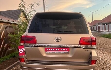 Toyota Land Cruiser 200, 2012 год, 3 790 000 рублей, 6 фотография