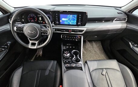 KIA K5, 2021 год, 1 710 000 рублей, 6 фотография