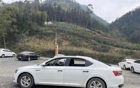 Skoda Superb III рестайлинг, 2021 год, 2 030 000 рублей, 8 фотография
