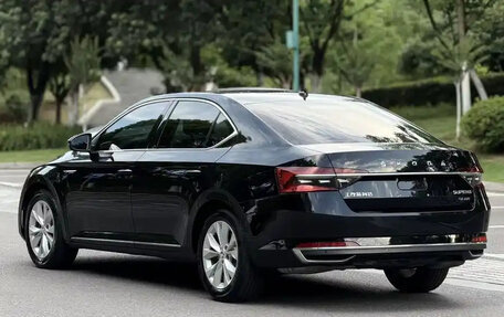 Skoda Superb III рестайлинг, 2021 год, 2 160 000 рублей, 6 фотография