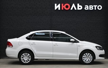Volkswagen Polo VI (EU Market), 2012 год, 800 000 рублей, 9 фотография