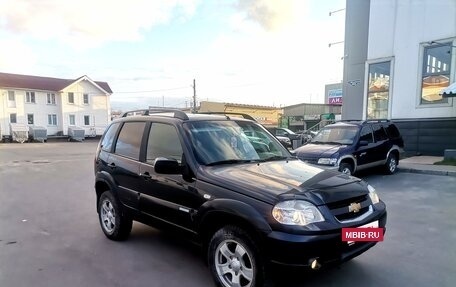 Chevrolet Niva I рестайлинг, 2011 год, 490 000 рублей, 2 фотография