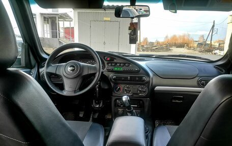 Chevrolet Niva I рестайлинг, 2011 год, 490 000 рублей, 9 фотография