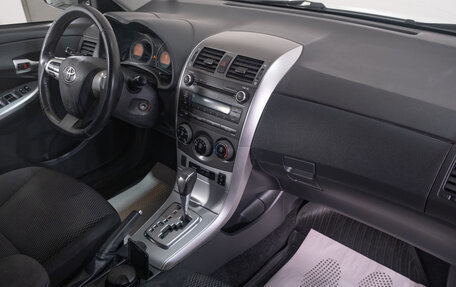 Toyota Corolla, 2011 год, 1 349 000 рублей, 18 фотография