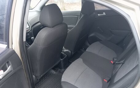 Hyundai Solaris II рестайлинг, 2011 год, 545 000 рублей, 8 фотография