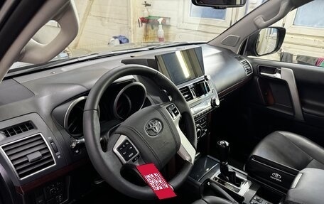 Toyota Land Cruiser Prado 150 рестайлинг 2, 2013 год, 3 200 000 рублей, 6 фотография