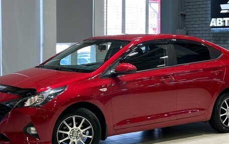 Hyundai Solaris II рестайлинг, 2021 год, 1 630 000 рублей, 2 фотография