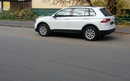 Volkswagen Tiguan II, 2020 год, 2 900 000 рублей, 8 фотография