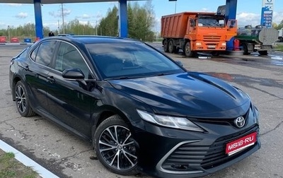 Toyota Camry, 2021 год, 2 600 000 рублей, 1 фотография
