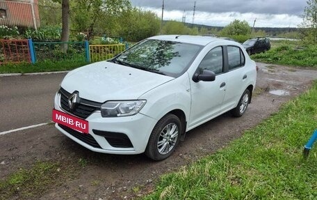 Renault Logan II, 2018 год, 730 000 рублей, 3 фотография