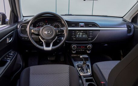 KIA Rio IV, 2018 год, 1 300 000 рублей, 6 фотография