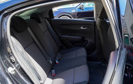 KIA Rio IV, 2018 год, 1 300 000 рублей, 7 фотография