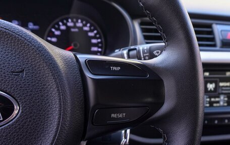 KIA Rio IV, 2018 год, 1 300 000 рублей, 15 фотография