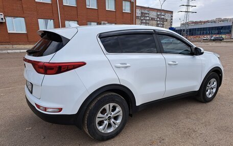 KIA Sportage IV рестайлинг, 2017 год, 1 830 000 рублей, 2 фотография