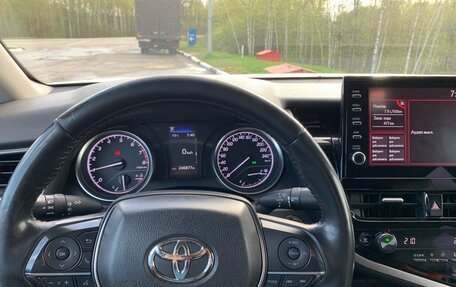 Toyota Camry, 2021 год, 2 600 000 рублей, 12 фотография