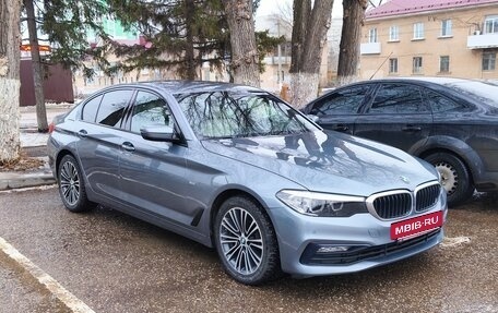 BMW 5 серия, 2017 год, 3 500 000 рублей, 2 фотография