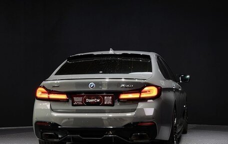 BMW 5 серия, 2021 год, 3 100 000 рублей, 3 фотография