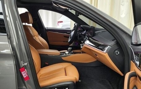 BMW 5 серия, 2021 год, 3 100 000 рублей, 6 фотография