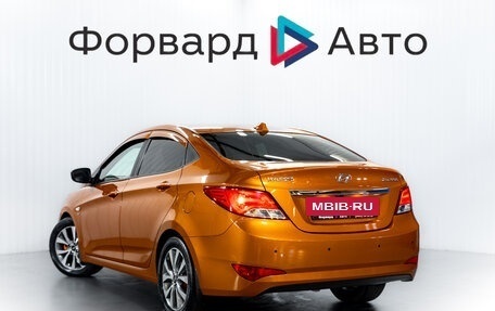Hyundai Solaris II рестайлинг, 2015 год, 890 000 рублей, 5 фотография