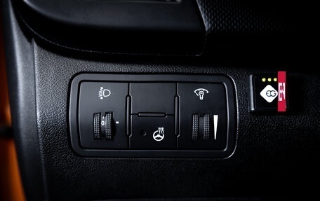 Hyundai Solaris II рестайлинг, 2015 год, 890 000 рублей, 19 фотография