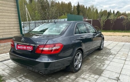 Mercedes-Benz E-Класс, 2010 год, 1 650 000 рублей, 4 фотография