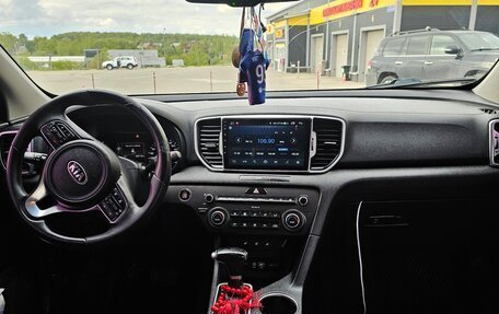 KIA Sportage IV рестайлинг, 2017 год, 1 850 000 рублей, 2 фотография