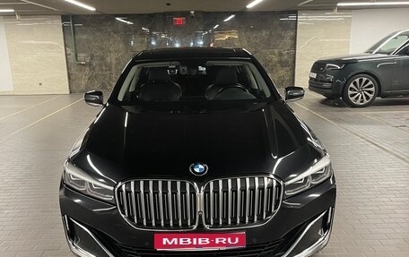 BMW 7 серия, 2019 год, 5 900 000 рублей, 1 фотография