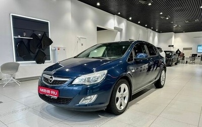 Opel Astra J, 2010 год, 640 000 рублей, 1 фотография