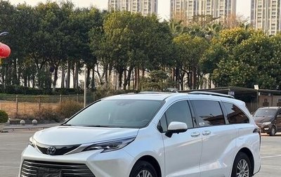 Toyota Sienna, 2021 год, 4 739 438 рублей, 1 фотография