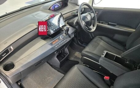 Honda Freed I, 2012 год, 980 000 рублей, 13 фотография