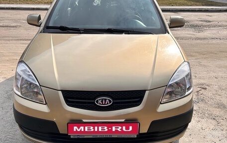 KIA Rio II, 2007 год, 590 000 рублей, 1 фотография