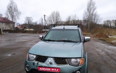 Mitsubishi L200 IV рестайлинг, 2007 год, 950 000 рублей, 1 фотография