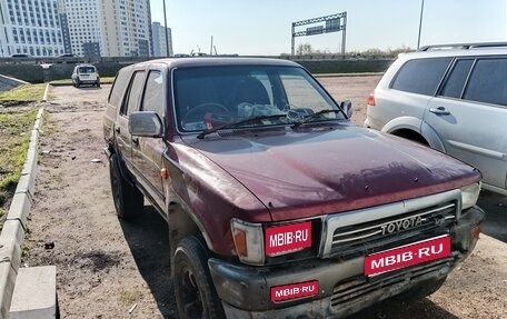 Toyota Hilux Surf III рестайлинг, 1991 год, 250 000 рублей, 1 фотография