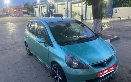 Honda Fit III, 2002 год, 350 000 рублей, 2 фотография