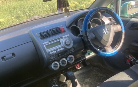 Honda Fit III, 2002 год, 350 000 рублей, 5 фотография