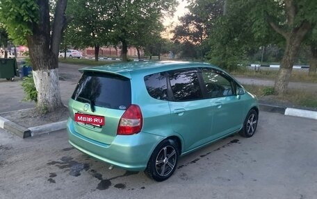 Honda Fit III, 2002 год, 350 000 рублей, 4 фотография